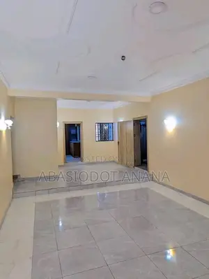 3bdrm Apartment in Shelter Afrique, Uyo for rent