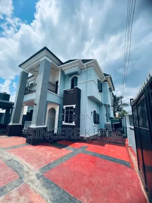 4 Bedroom Duplex