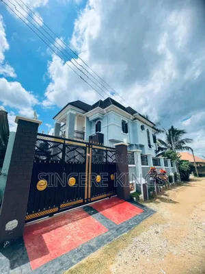 4 Bedroom Duplex