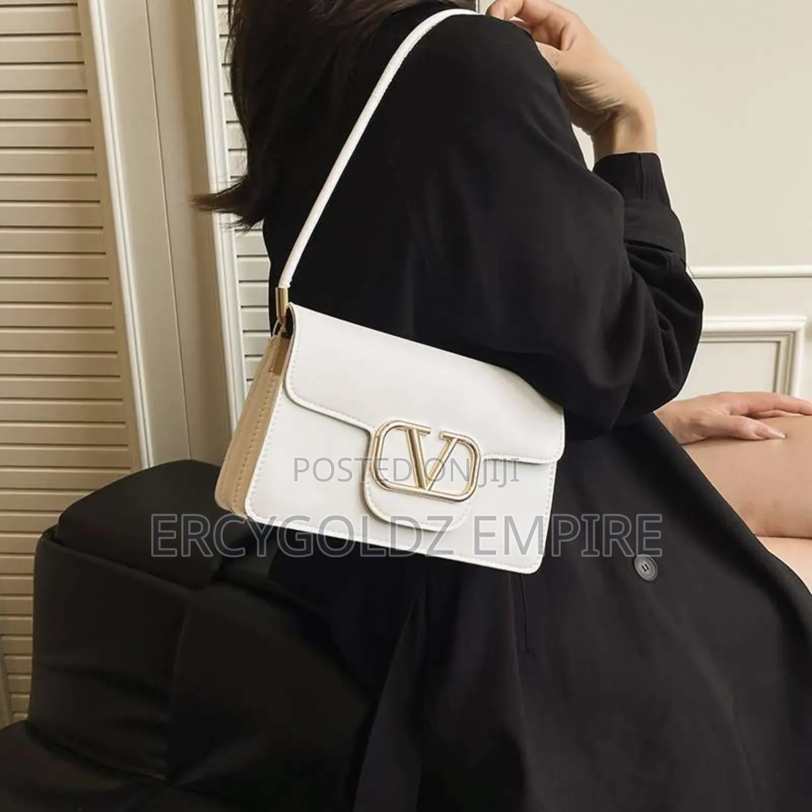 Size Midi Bag