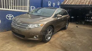 Toyota Venza 2010 Brown
