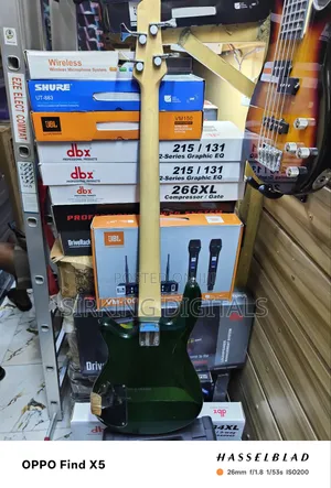 Bass Guitar 4 Strings Massive Sound