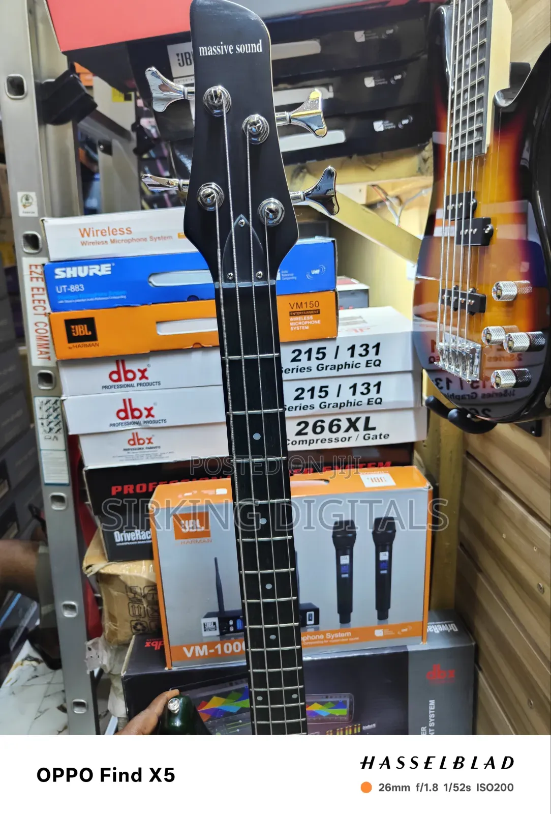 Bass Guitar 4 Strings Massive Sound