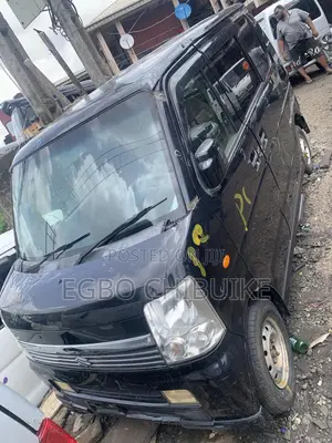 Suzuki APV Minibus 2012 Black