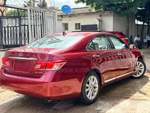 Lexus ES 350 2010 Red