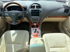 Lexus ES 350 2010 Red