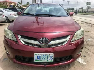 Toyota Corolla LE 4dr Sedan (1.8L 4cyl 4A) 2012 Red