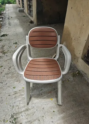 Strong Quality Plastic Arm Chair