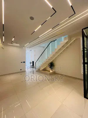 5bdrm Duplex in Ologolo for sale