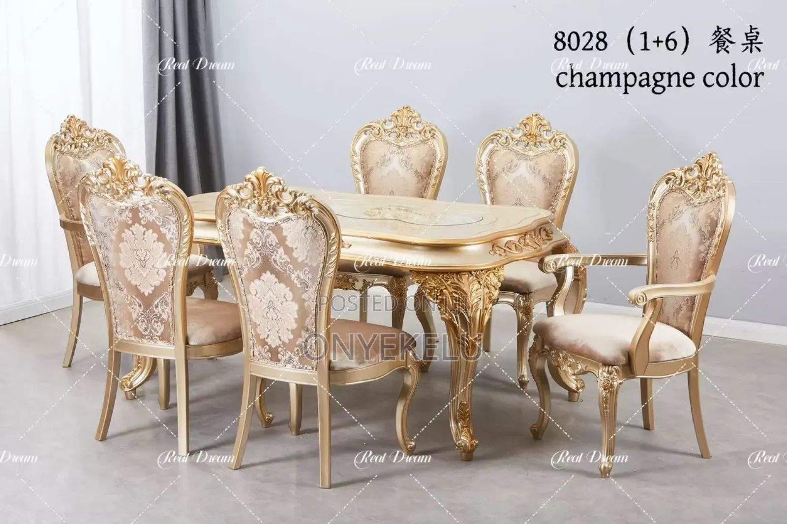 Royal 6-Seaters Dining Table