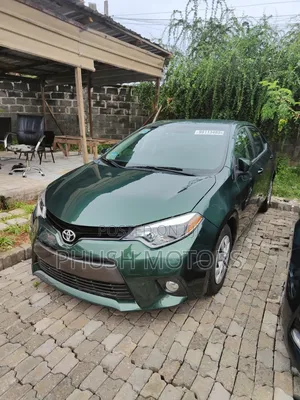 Toyota Corolla LE Premium 4dr Sedan (1.8L 4cyl CVT) 2015 Green