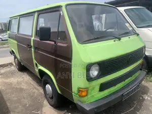 Volkswagen Transporter 2000 Green