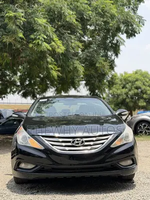 Hyundai Sonata Limited Sedan FWD (2.4L 4cyl 6A) 2011 Black