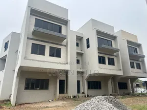 Distress 4bedroom for Sell in Guzape