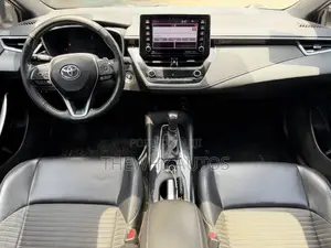 Toyota Corolla XSE 2020 Black