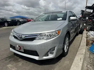 Toyota Camry 2014 Silver