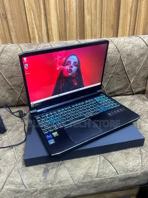 New Laptop Acer Predator Helios 300 16GB Intel Core i7 SSD 512GB