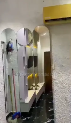 Furnished Studio Apartment in Eleganza, Ikota for rent