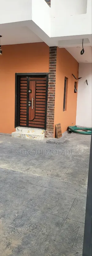 4bdrm Duplex in Magodo Phase 1 for sale