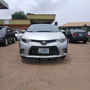 Toyota Corolla L 4dr Sedan (1.8L 4cyl 4A) 2015 Silver