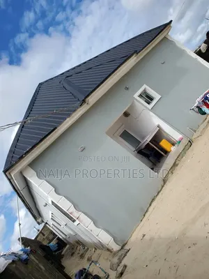 1bdrm Block of Flats in Awoyaya for sale
