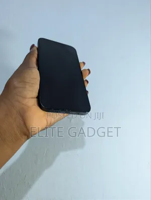 Apple iPhone 13 128 GB Black