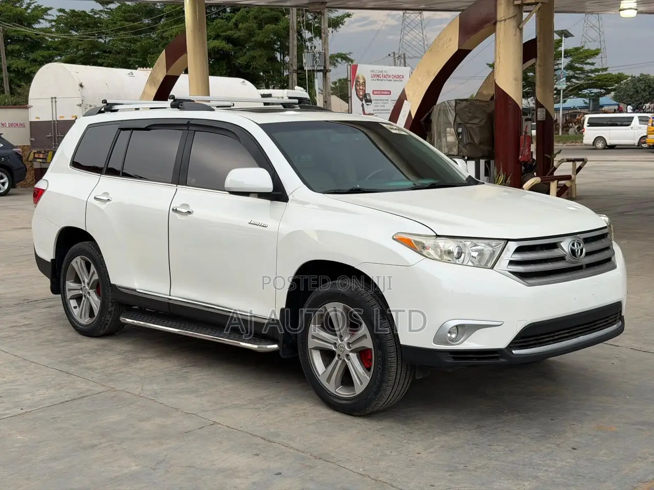 Toyota Highlander Limited 2012 White