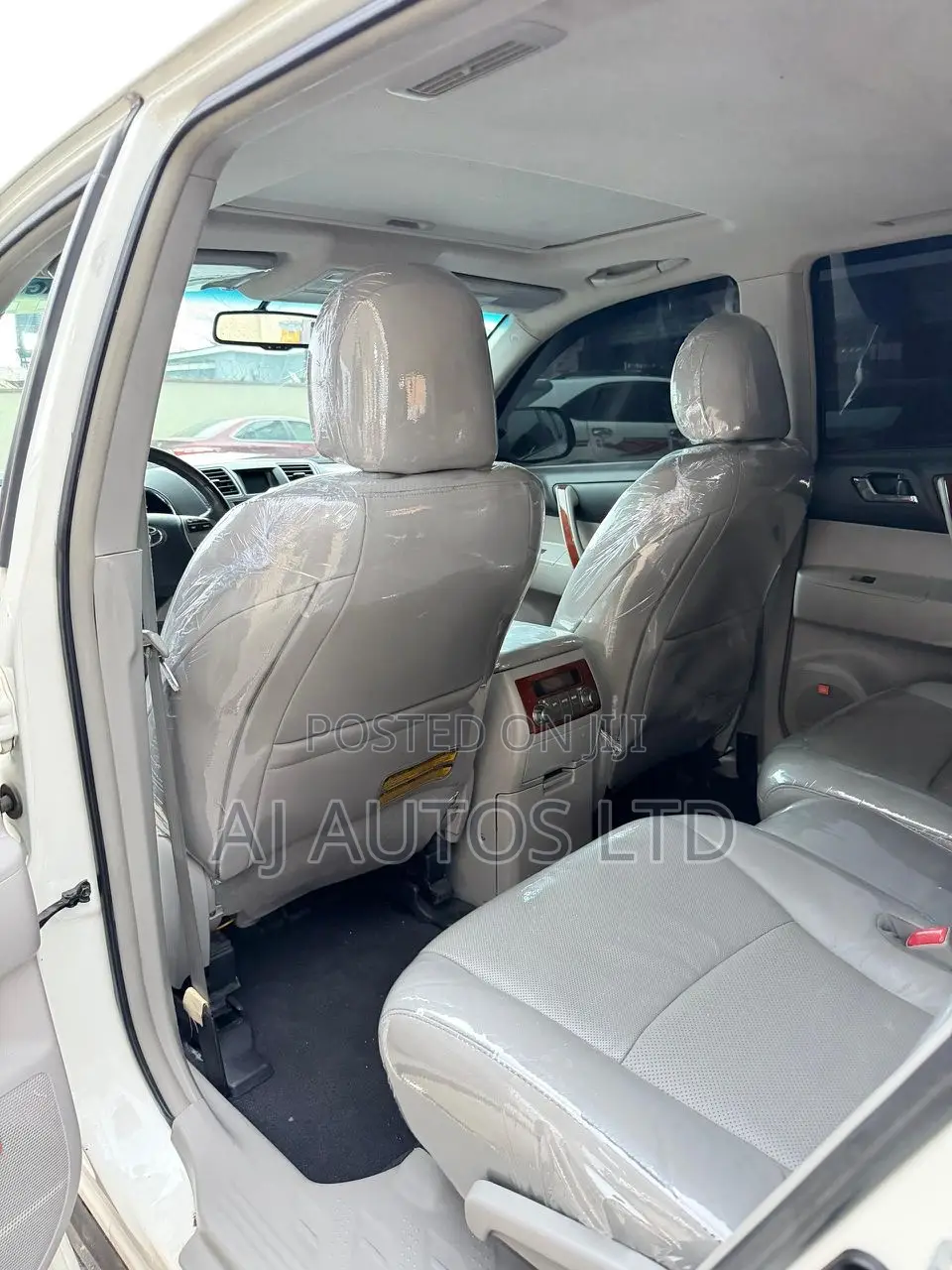 Toyota Highlander Limited 2012 White