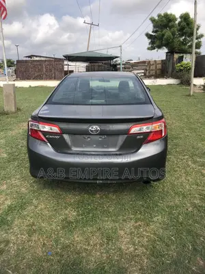 Toyota Camry 2014 Gray