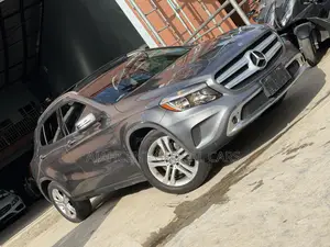 Mercedes-Benz GLA 250 2015 Gray