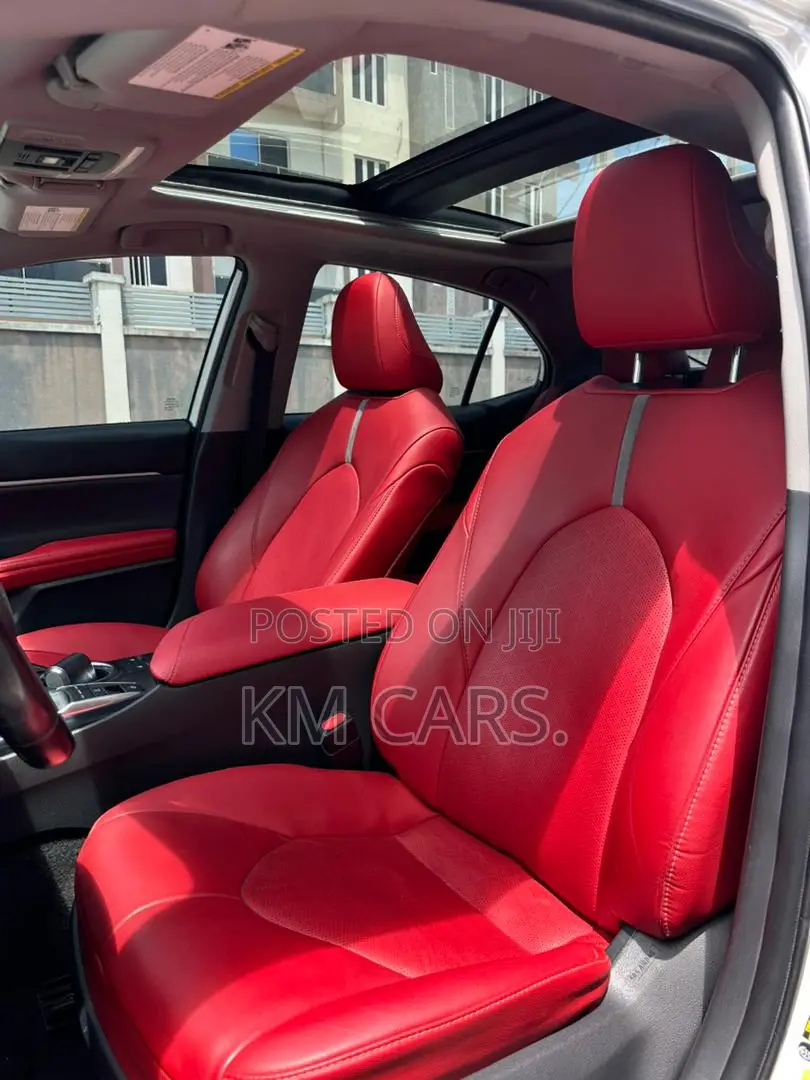 Toyota Camry XSE 2021 White
