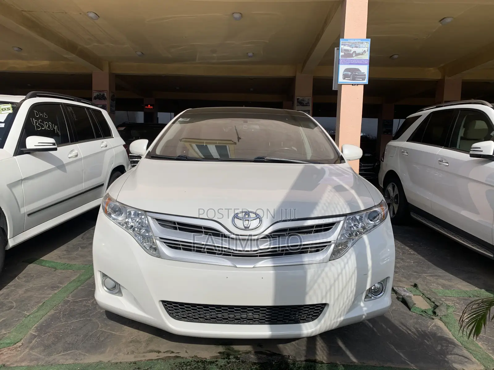 Toyota Venza AWD 2011 White