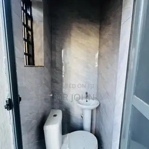 2bdrm Apartment in Chevron, Lekki for rent