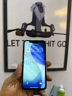 Apple iPhone 11 64 GB Yellow