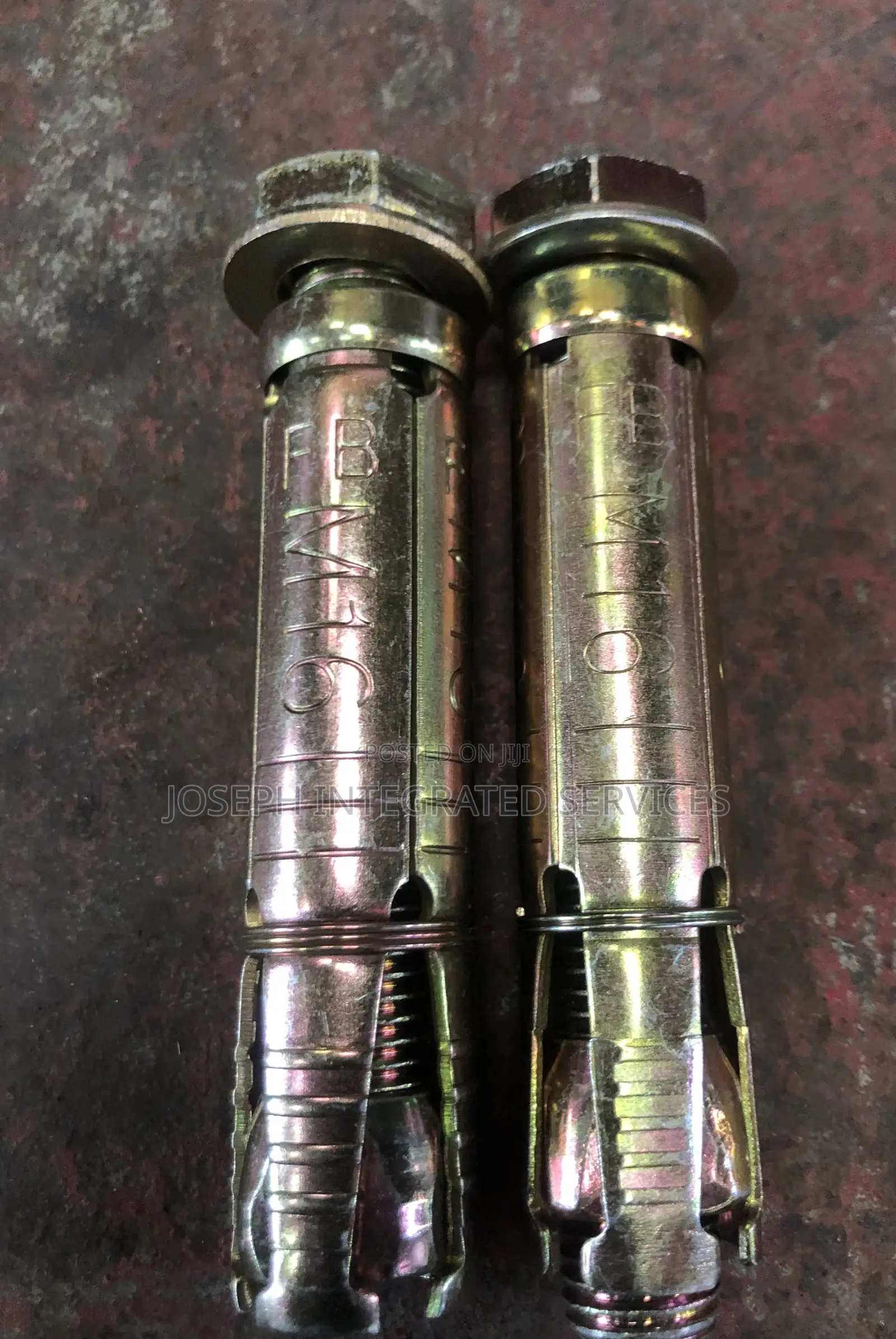 M16 Expansion Bolt