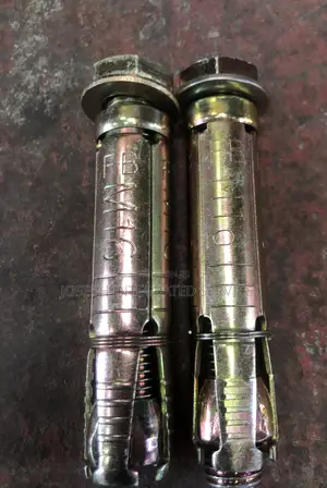 M16 Expansion Bolt