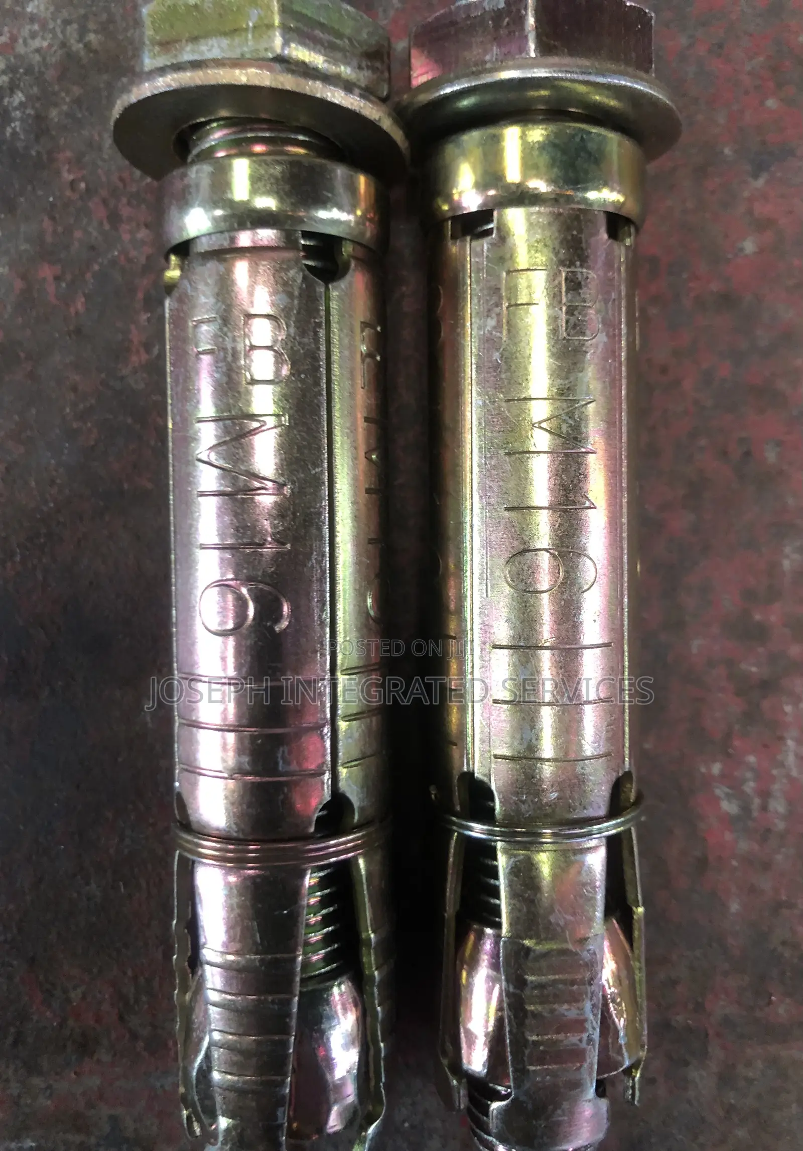 M16 Expansion Bolt