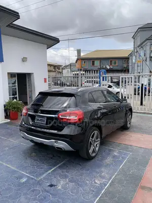 Mercedes-Benz GLA 250 2018 Black