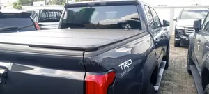 New Toyota Tacoma TRD Off-Road Double Cab 4WD 5.0 ft. SB (Automatic)