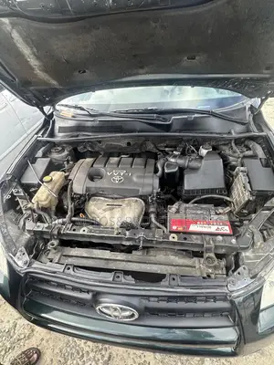 Toyota RAV4 2.5 4x4 2010 Green