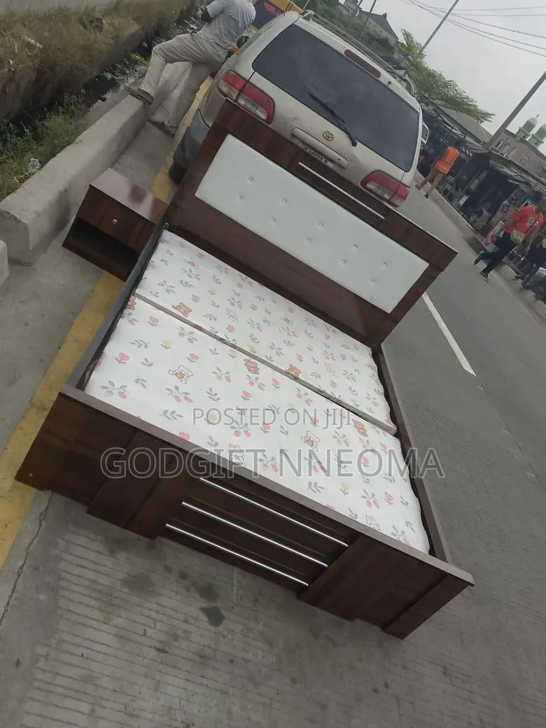 6ft ×4.5ft Bedframe