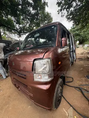 Suzuki Every 2012 Brown