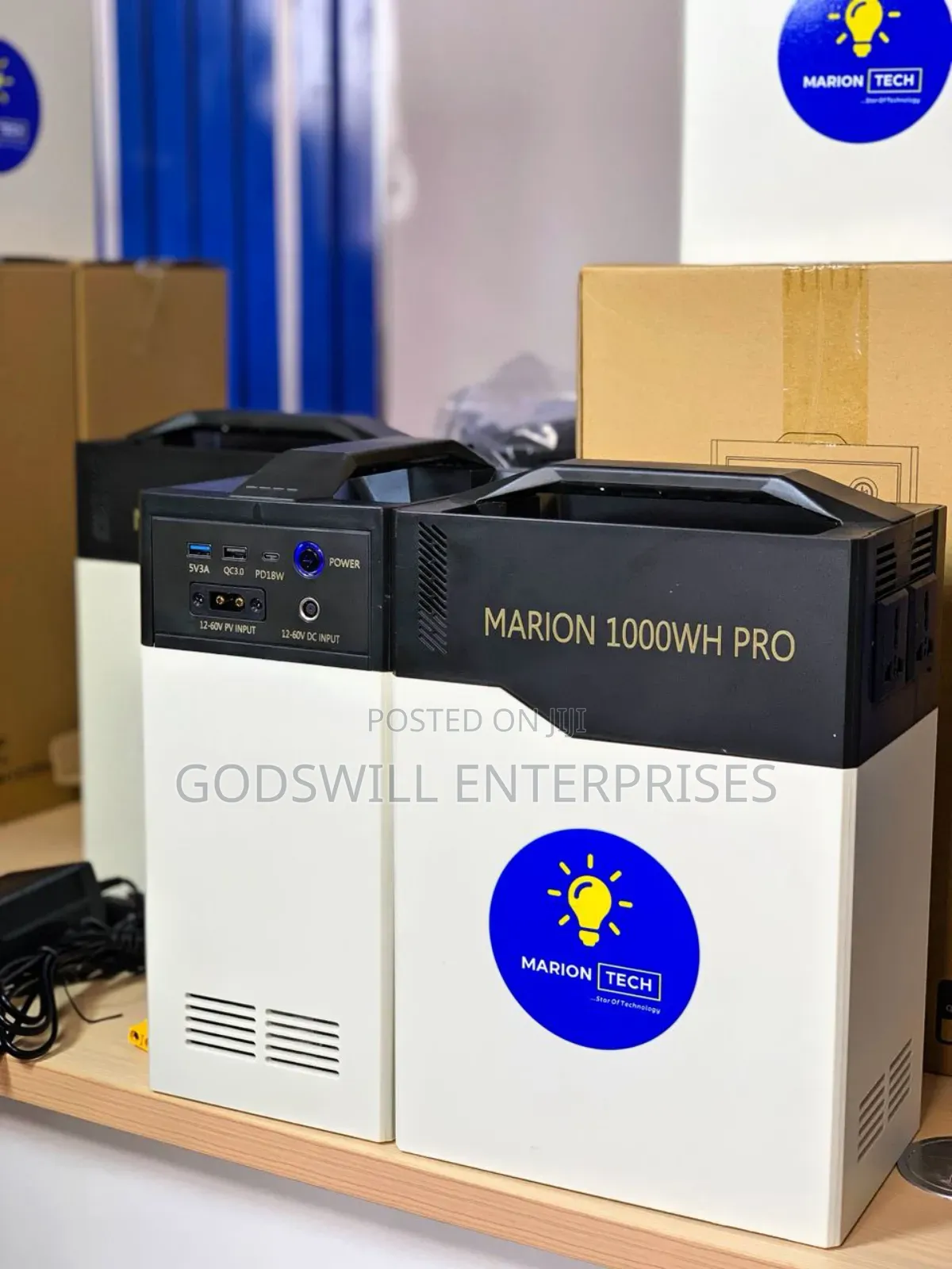 This Is Marion 1000w Solar Generator