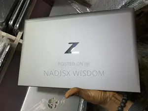 New Laptop HP ZBook Firefly 15 G7 16GB Intel Core i7 SSD 512GB