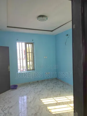 5bdrm Duplex in Daimond Estate, Sangotedo for rent