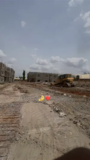 Construction and Interior Engineering/Construction
