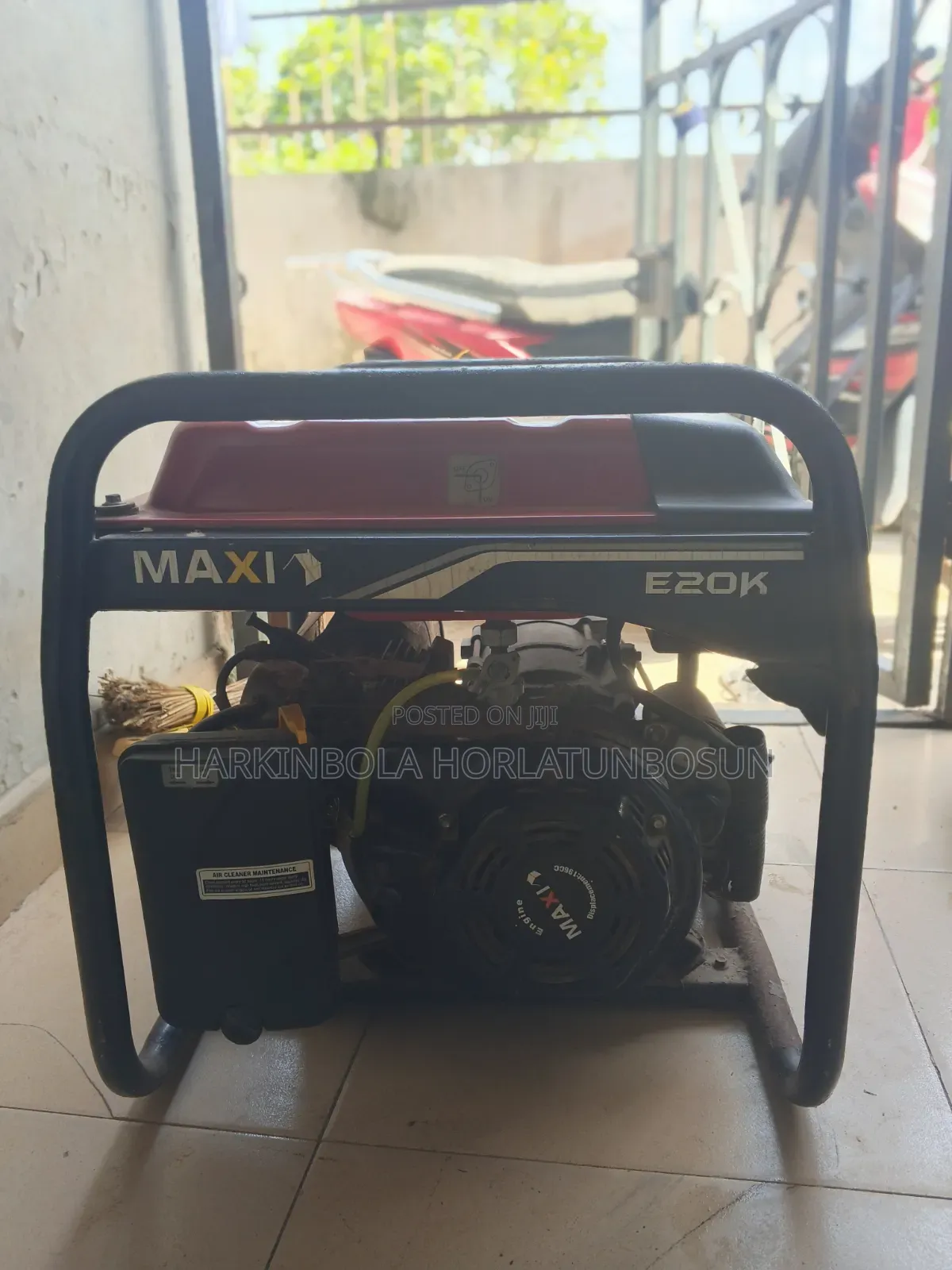 Maxi Generator
