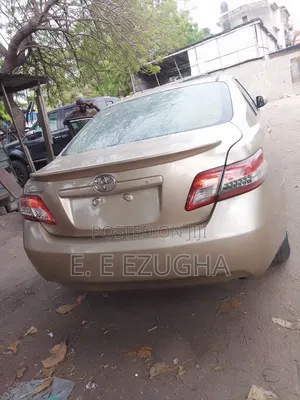 Toyota Camry 2007 Gold