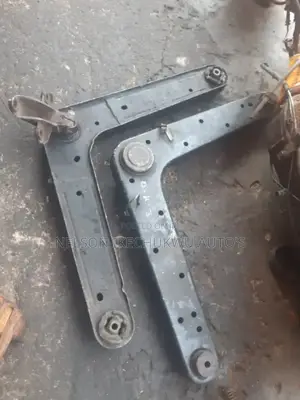 V Arm Liberty Jeep 2010