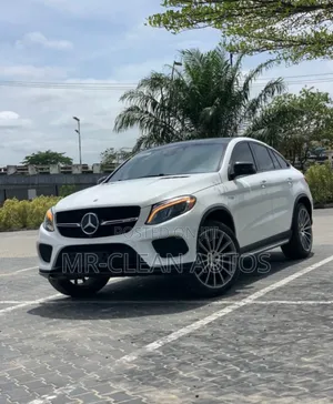 Mercedes-Benz GLE-Class 2019 White